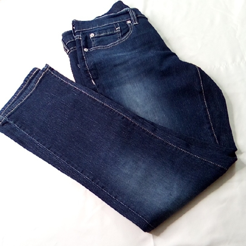Blue Straight Leg Jeans with Classic Dark Wash - Picture 2 of 10